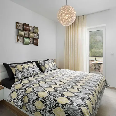 Terra Comfortable Holiday *